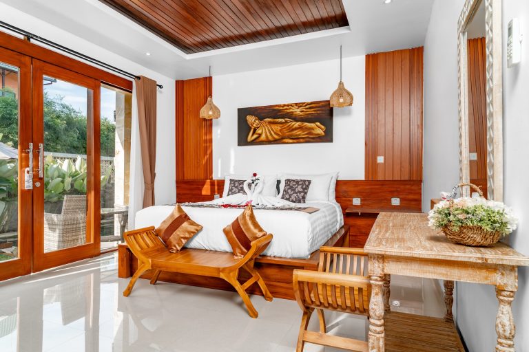 3BR 1st Bedroom_4